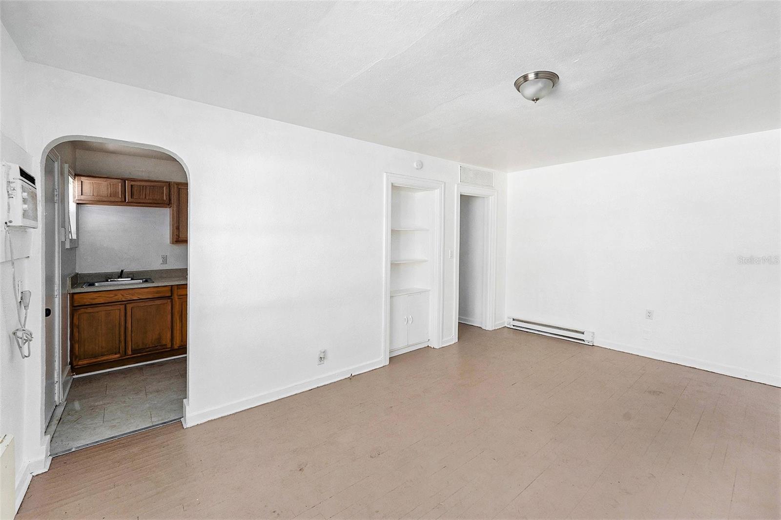 Image 19 of 26 For 2220 7th Street S