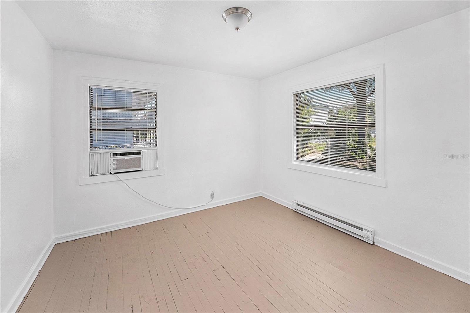 Image 21 of 26 For 2220 7th Street S