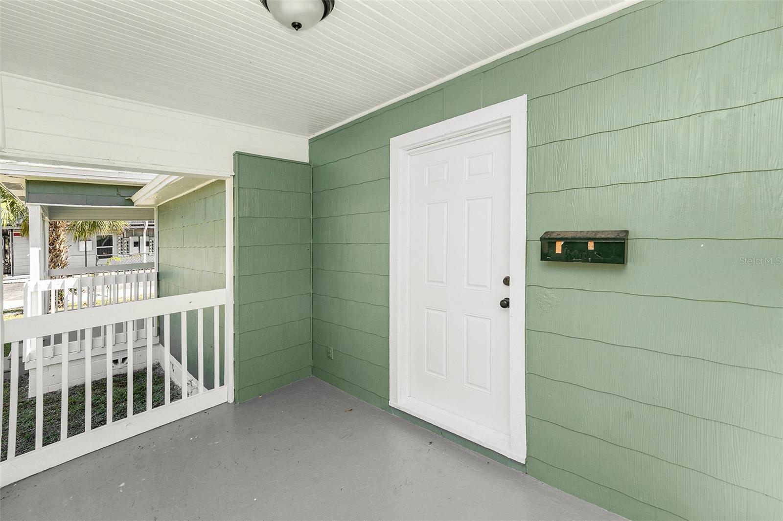 Image 4 of 26 For 2220 7th Street S