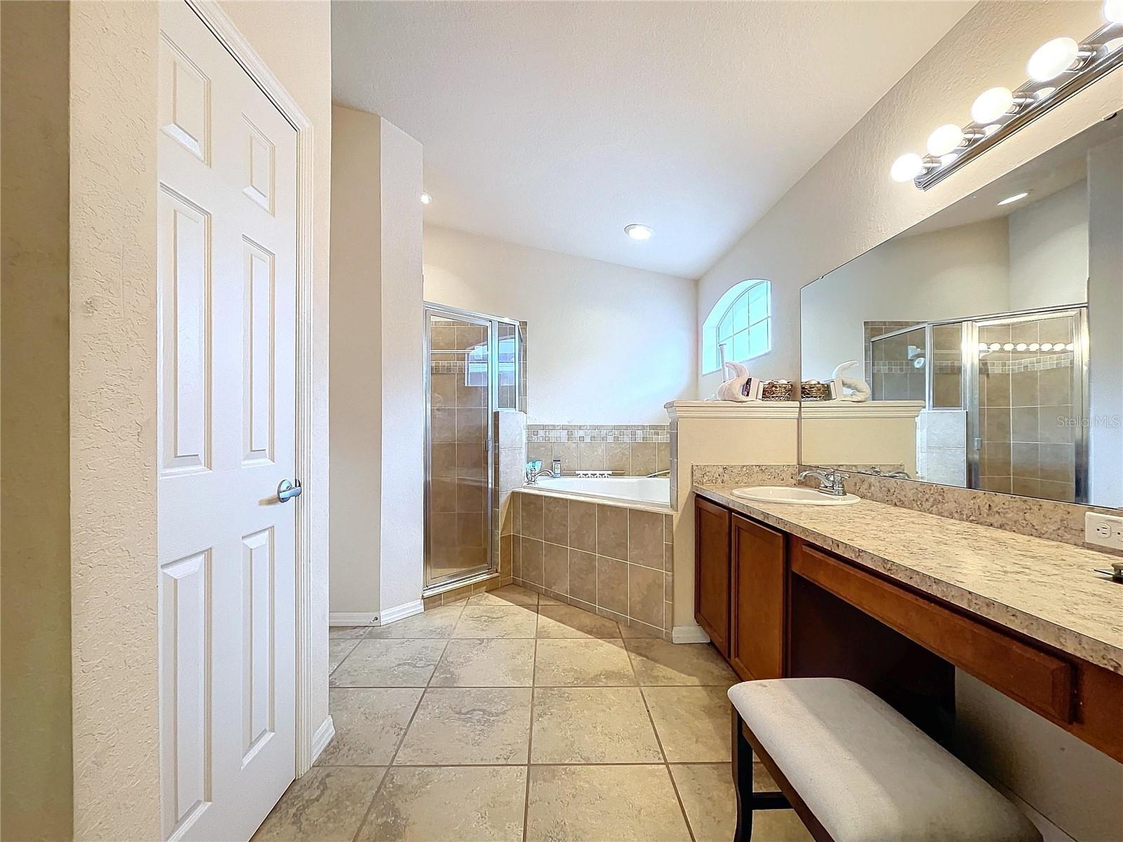 Image 15 of 54 For 11338 Southwind Lake Drive
