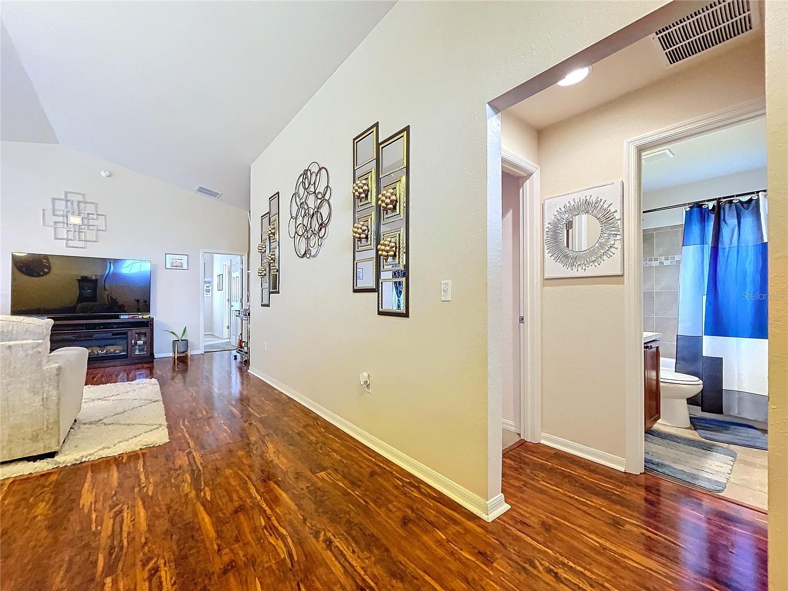 Image 25 of 54 For 11338 Southwind Lake Drive