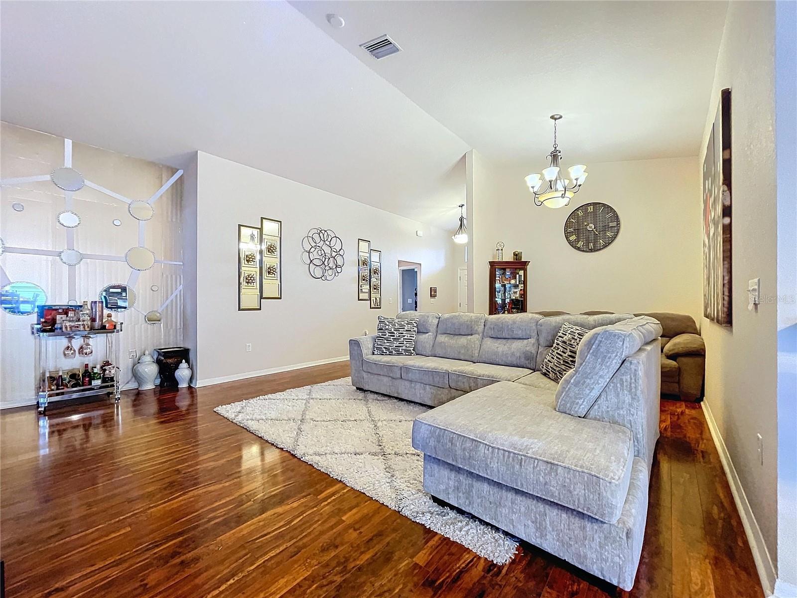 Image 6 of 54 For 11338 Southwind Lake Drive