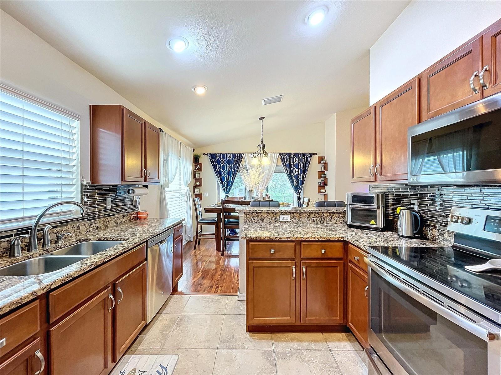 Image 8 of 54 For 11338 Southwind Lake Drive