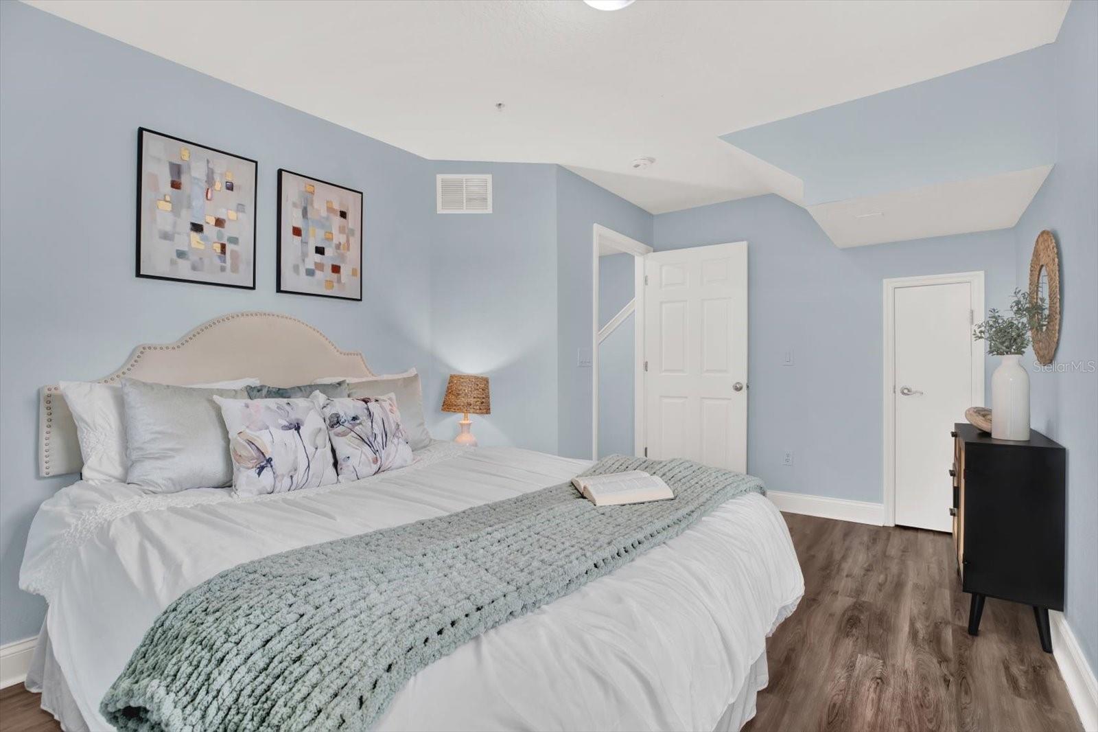 Image 12 of 65 For 4529 Bay Spring Court
