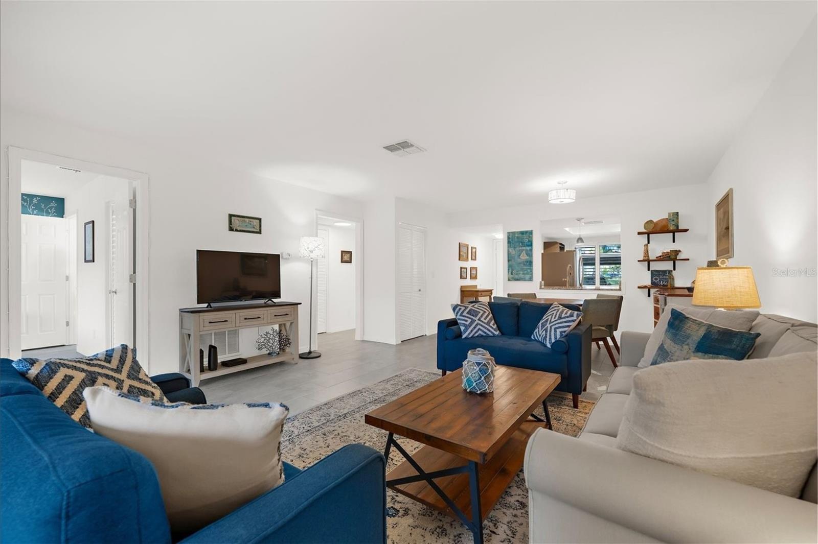 Image 2 of 37 For 2550 Royal Pines Circle 12-c