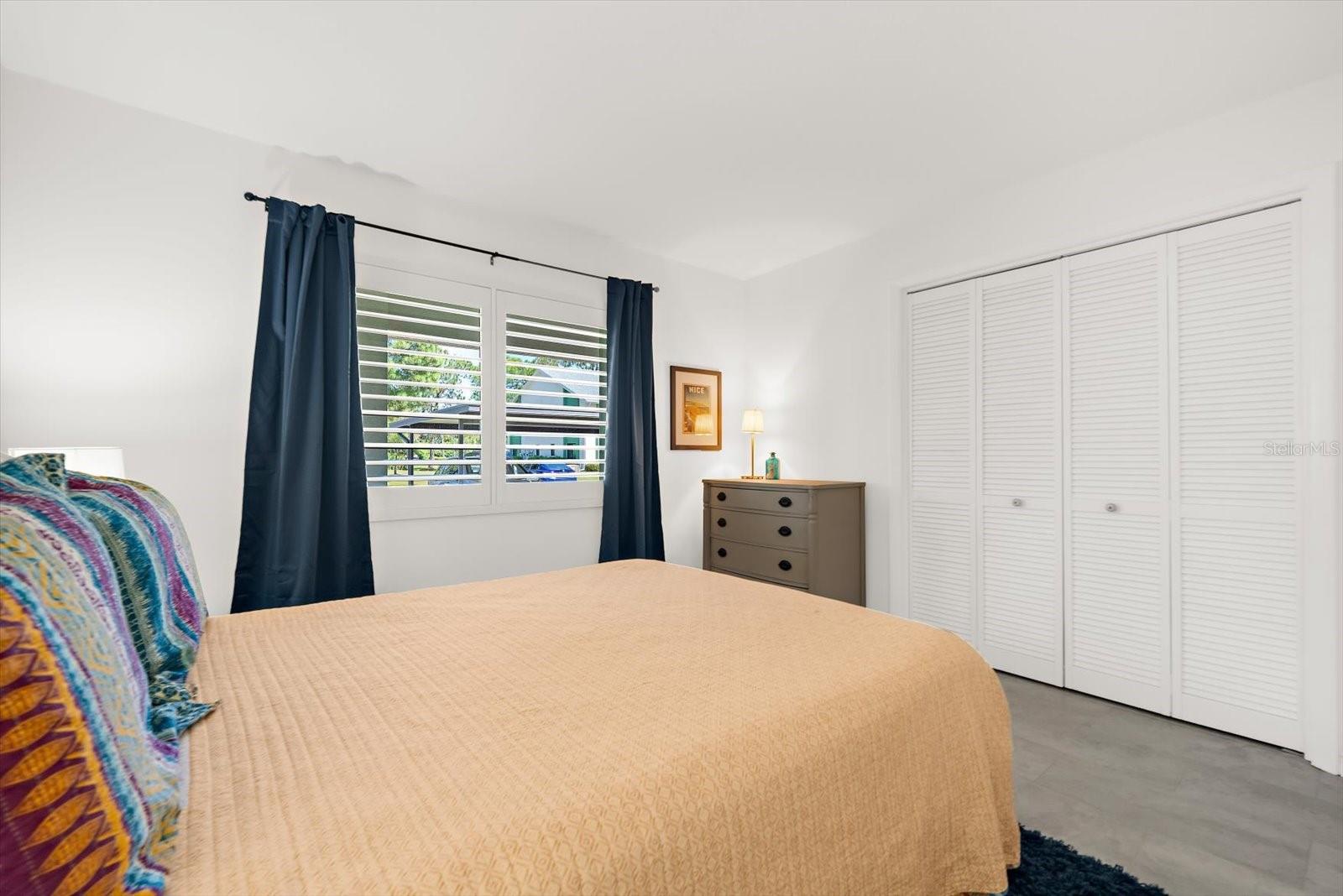 Image 23 of 37 For 2550 Royal Pines Circle 12-c