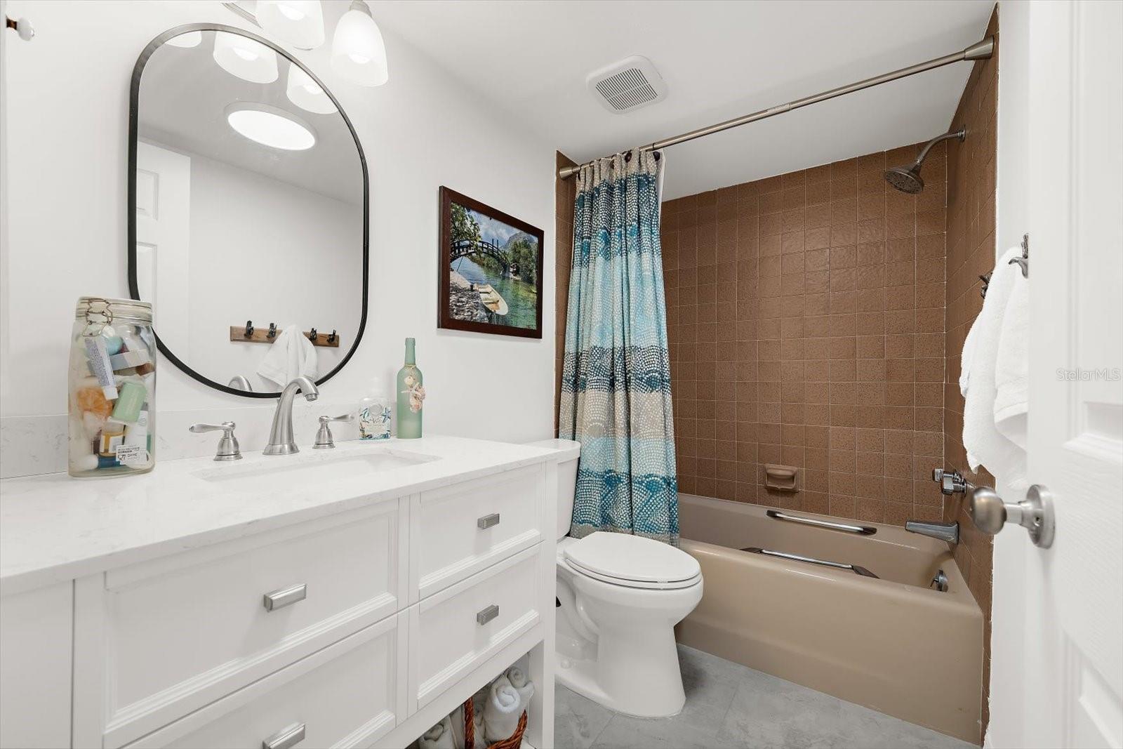 Image 24 of 37 For 2550 Royal Pines Circle 12-c