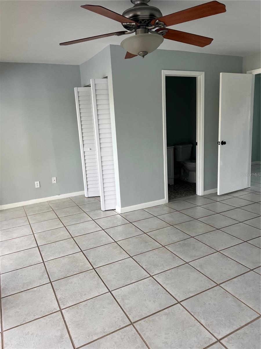 Image 20 of 40 For 9205 Tudor Drive C209