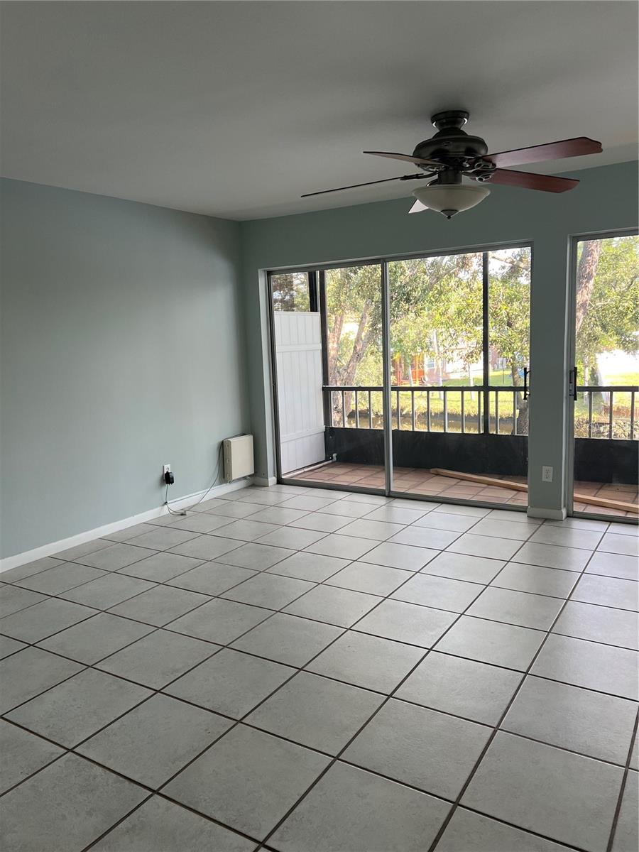 Image 21 of 40 For 9205 Tudor Drive C209