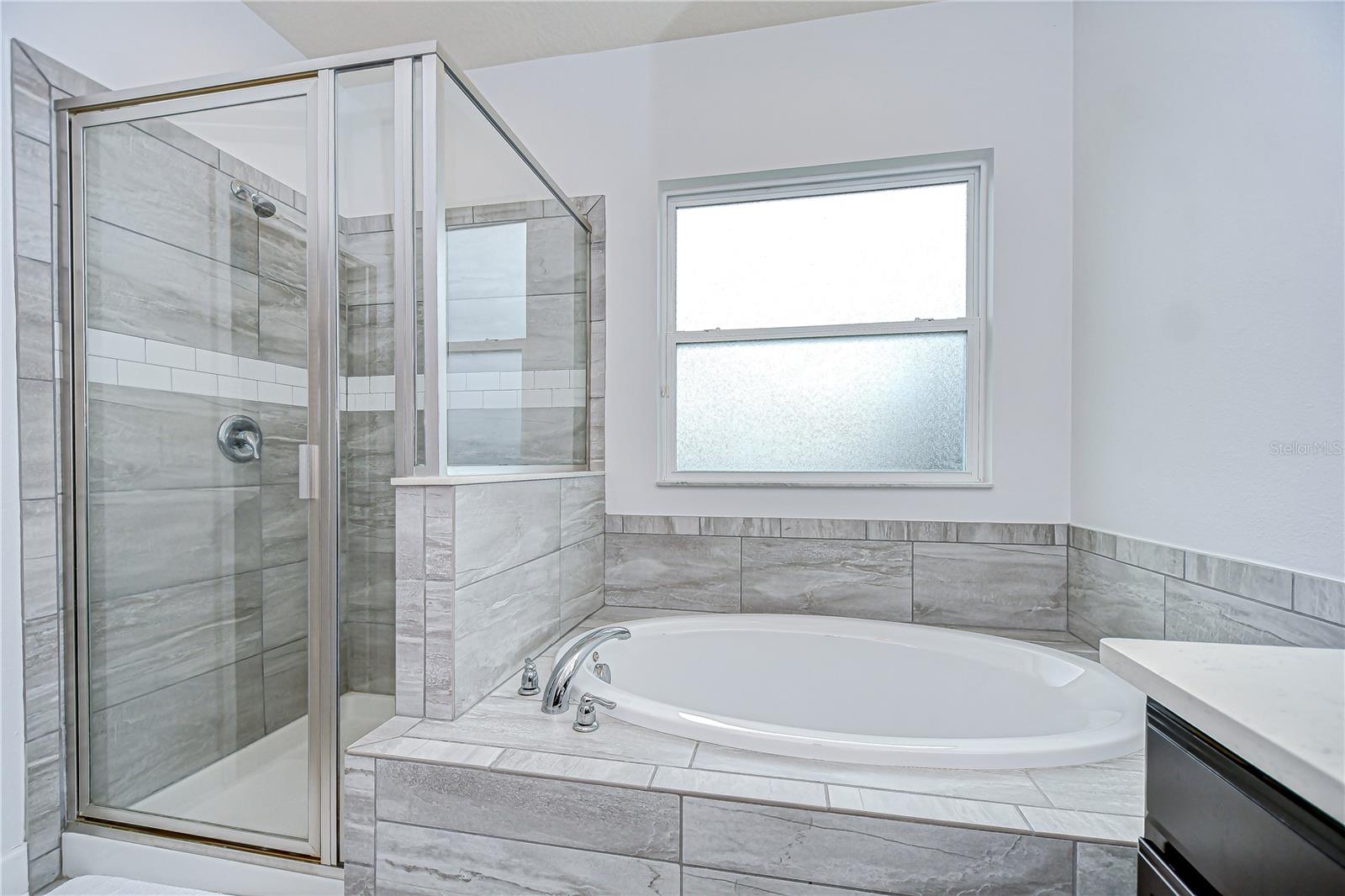 Image 20 of 45 For 6008 Shell Ridge Drive