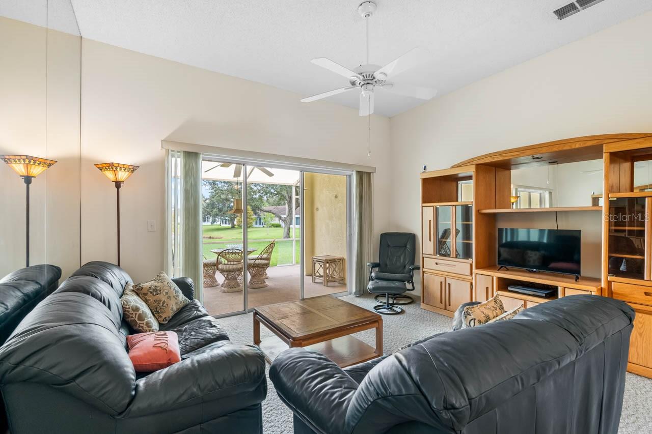 Image 17 of 47 For 1012 Radison Lake Court 59