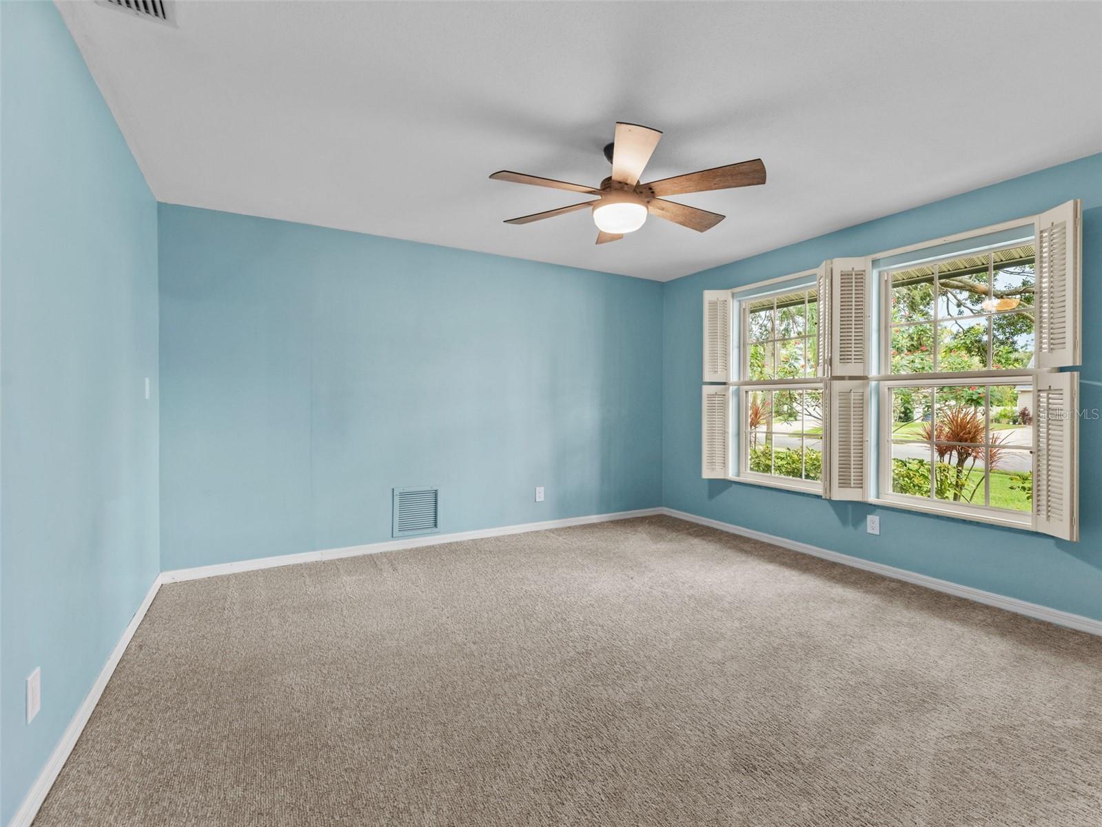 Image 23 of 49 For 2857 Weathersfield Court