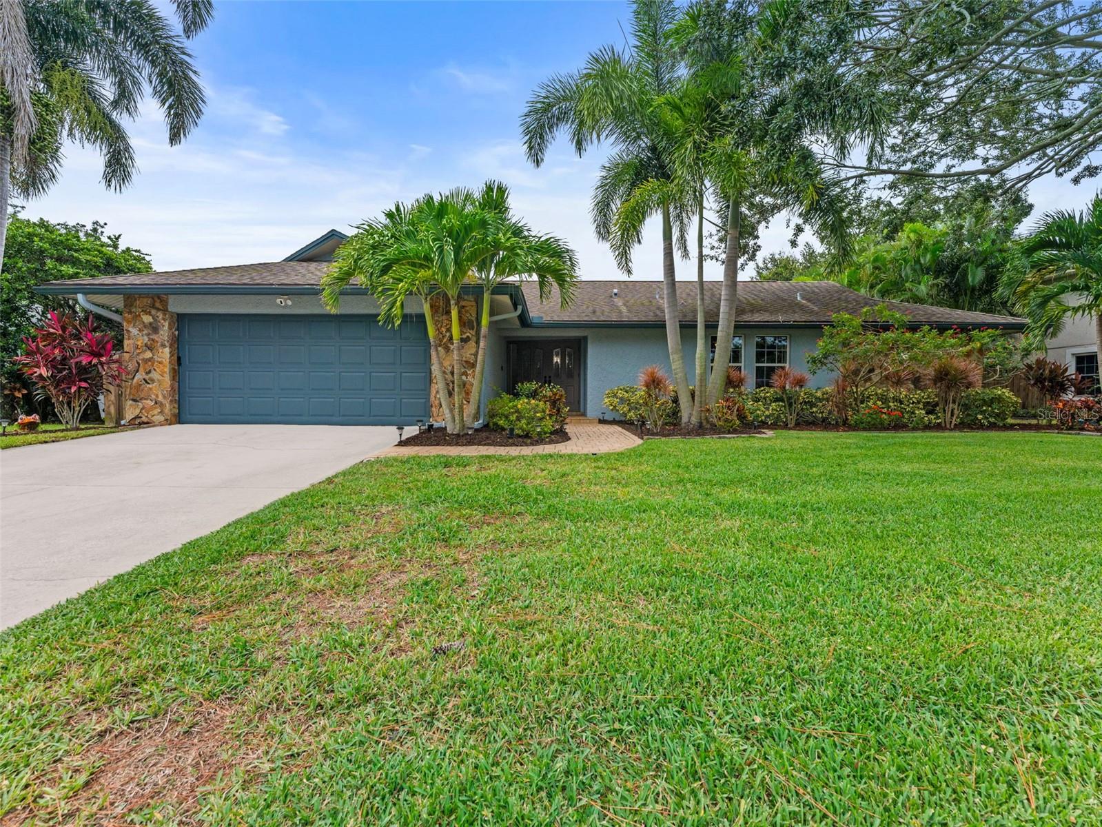 Image 4 of 49 For 2857 Weathersfield Court