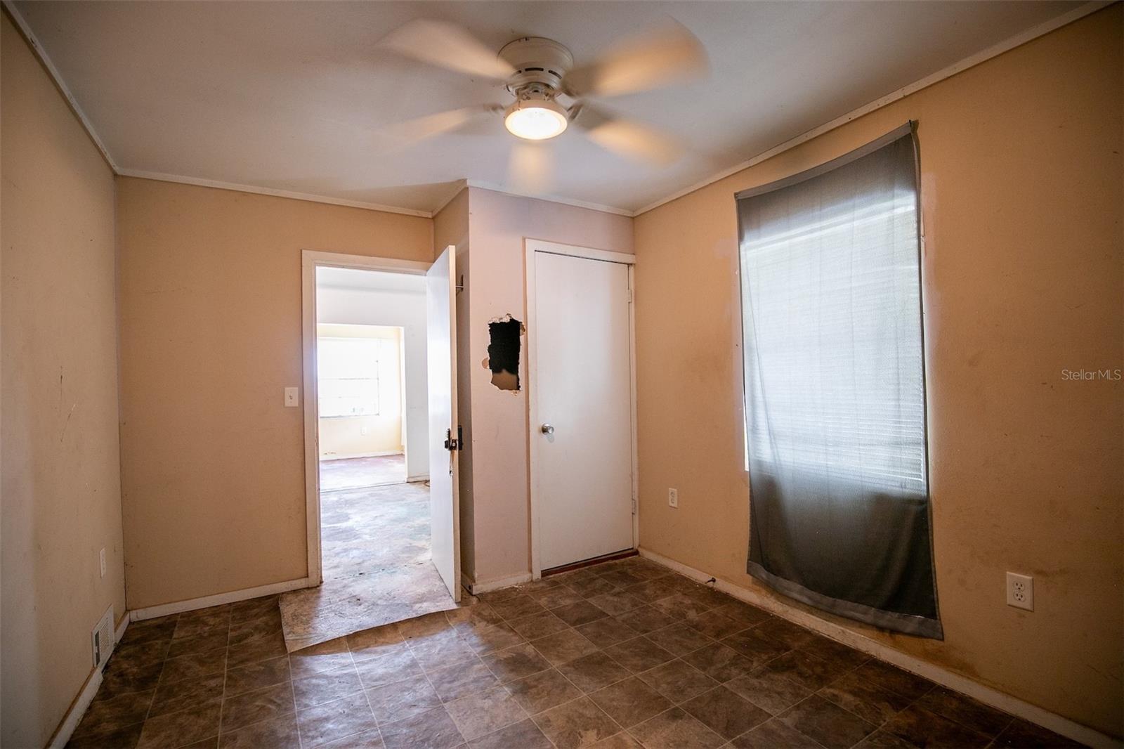 Image 11 of 35 For 2747 Eaton Avenue