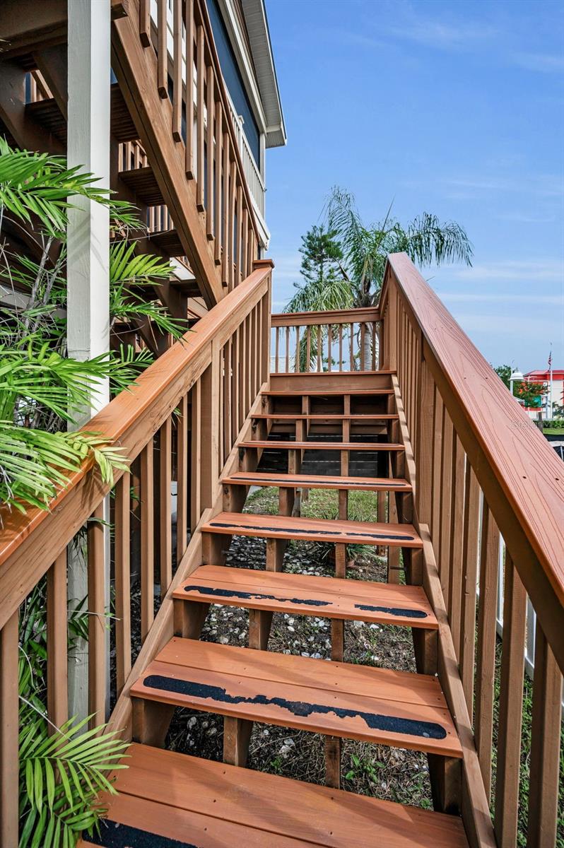 Image 14 of 62 For 19105 Whispering Pines Drive