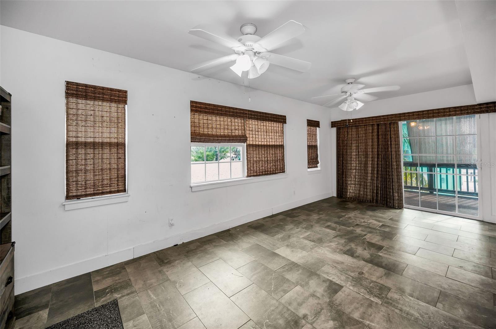 Image 21 of 62 For 19105 Whispering Pines Drive