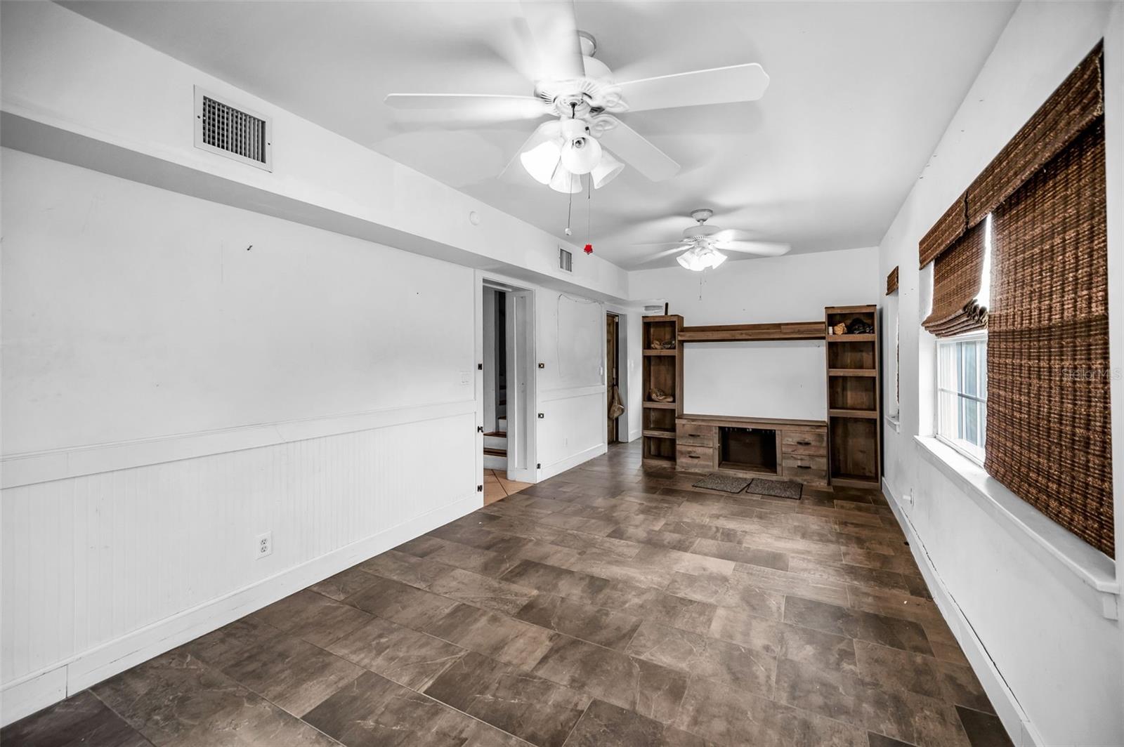 Image 23 of 62 For 19105 Whispering Pines Drive