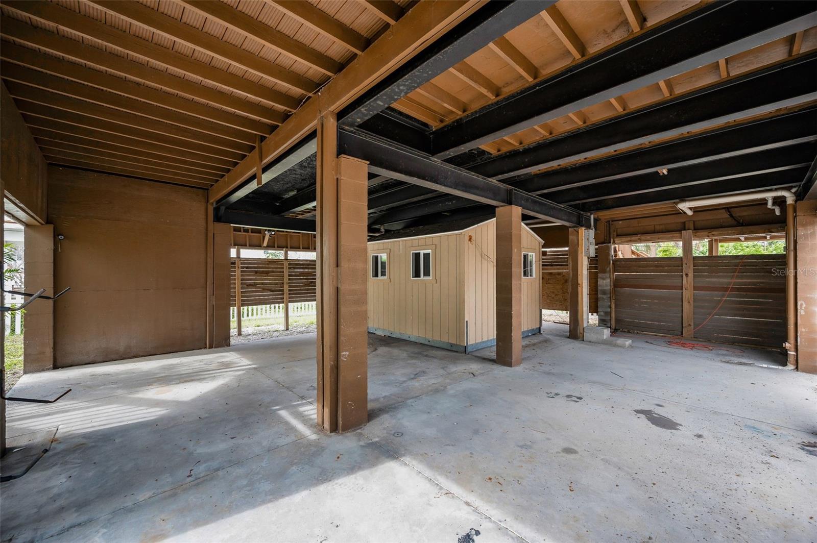 Image 46 of 62 For 19105 Whispering Pines Drive