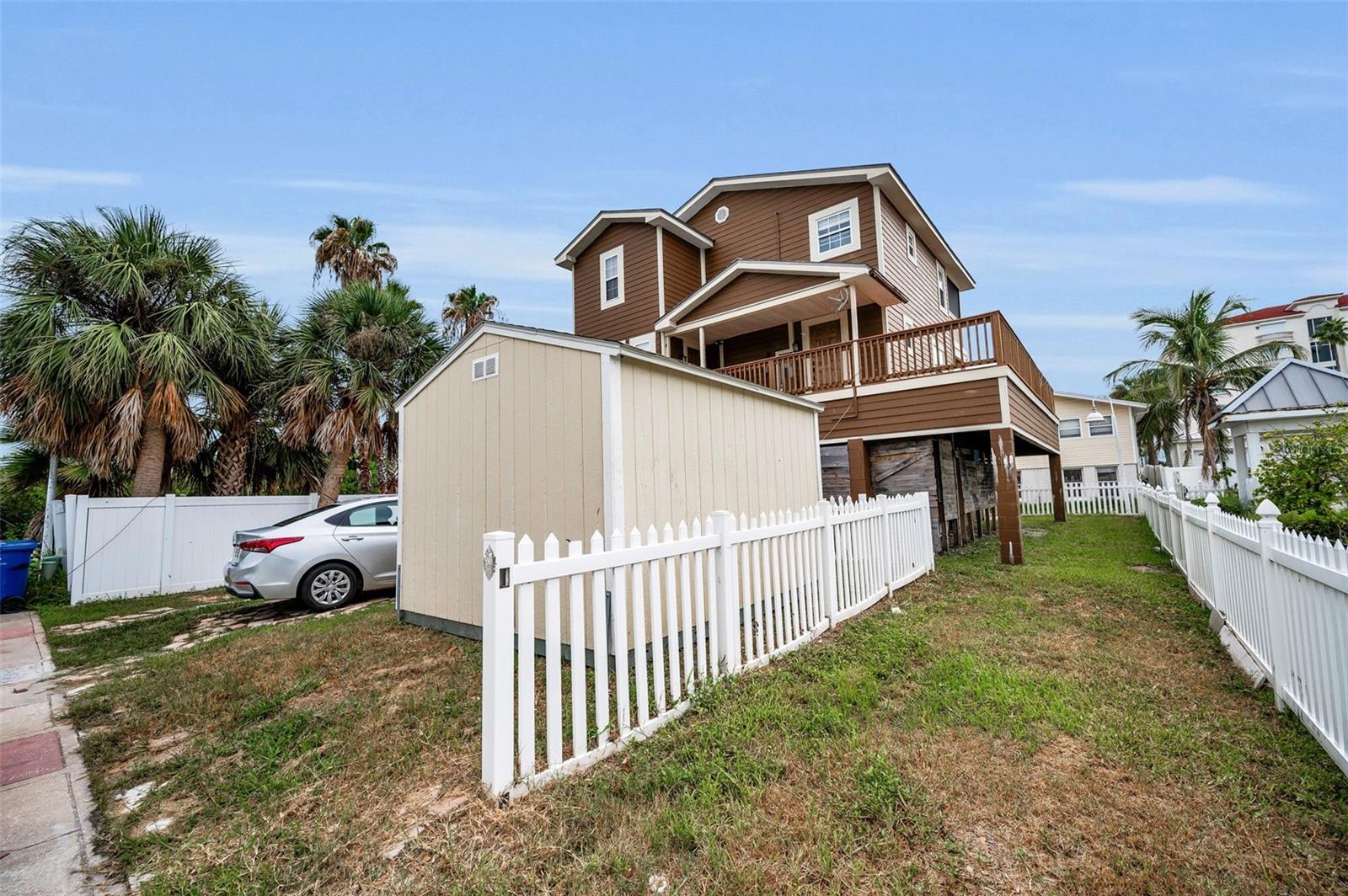 Image 50 of 62 For 19105 Whispering Pines Drive