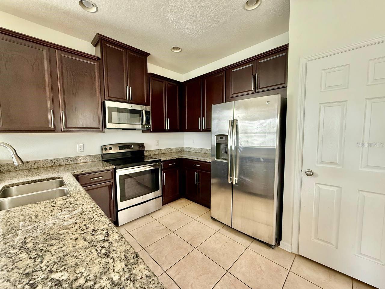 Image 8 of 35 For 7127 Nightshade Drive
