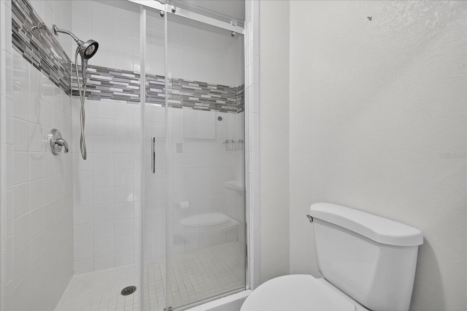 Listing photo id 22 for 100 Bluff View Drive 409c