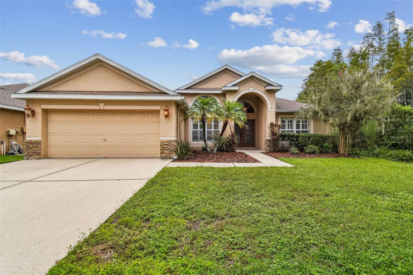 Details for 19207 Robin Perch Lane, TAMPA, FL 33647