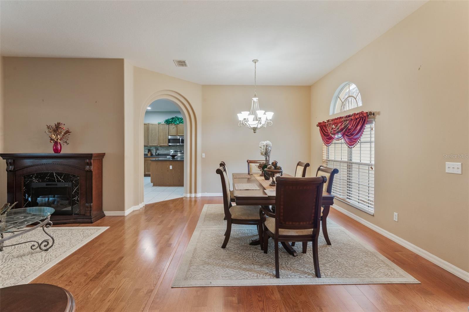 Image 11 of 59 For 3 Oxhorn Court E