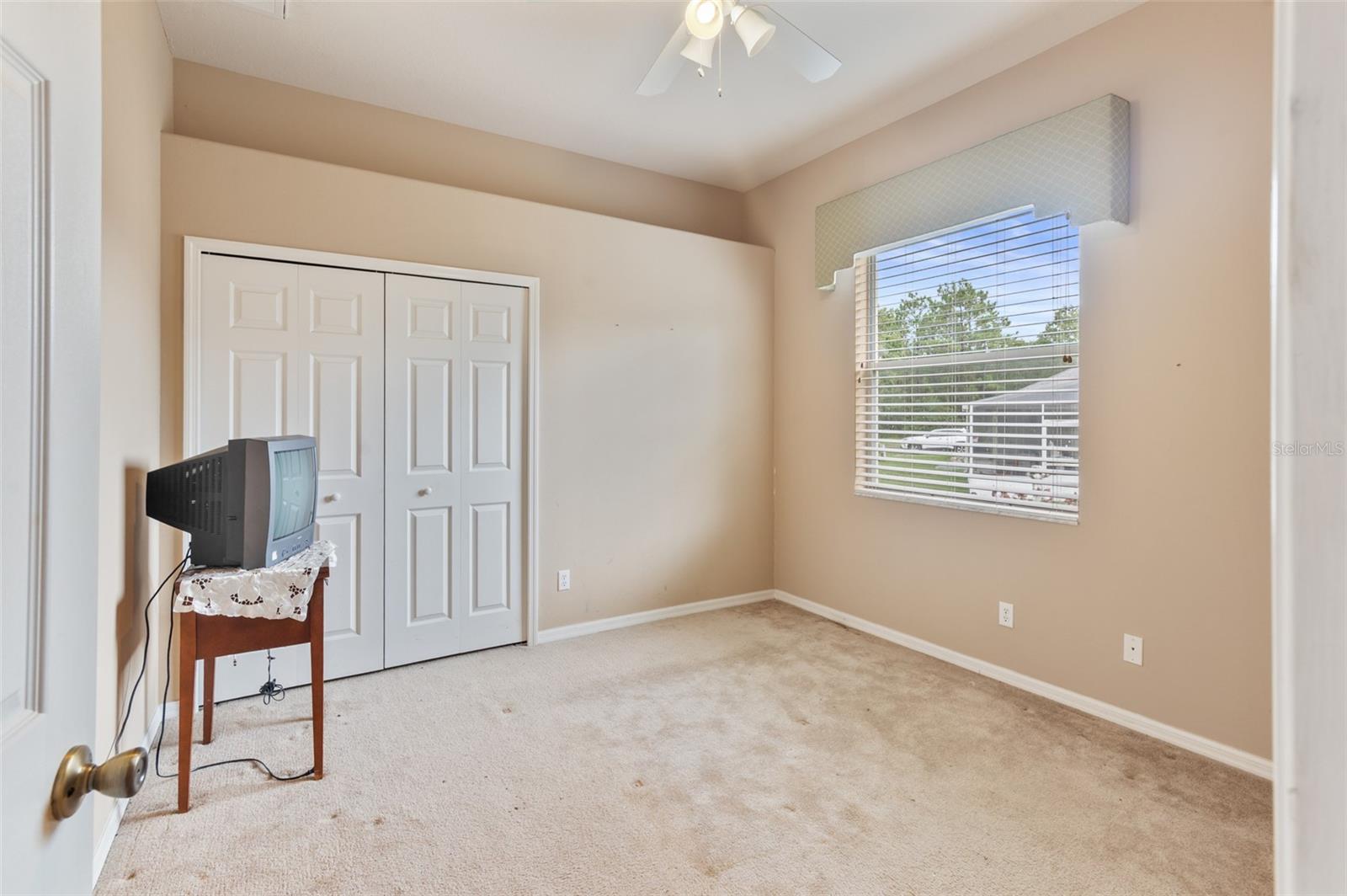 Image 35 of 59 For 3 Oxhorn Court E