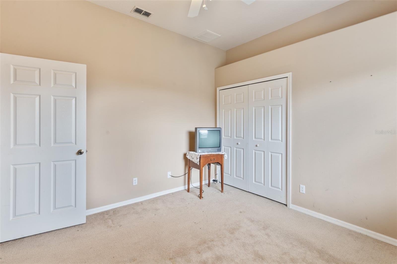 Image 36 of 59 For 3 Oxhorn Court E