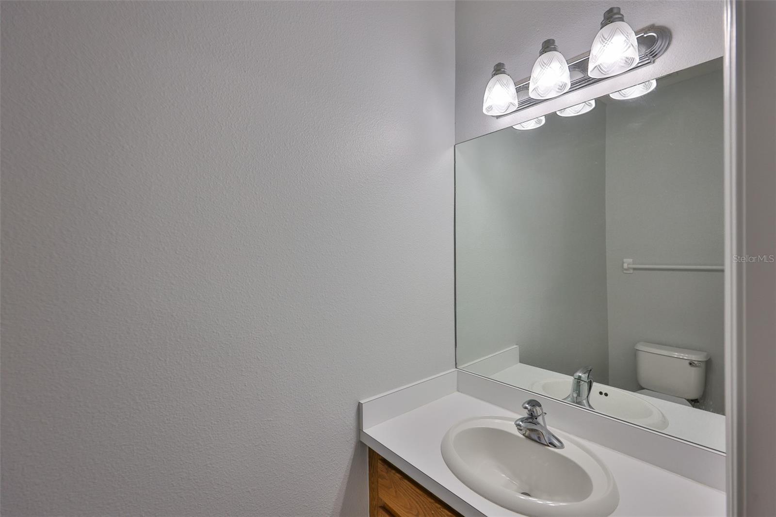 Image 10 of 41 For 13127 Kings Crossing Drive