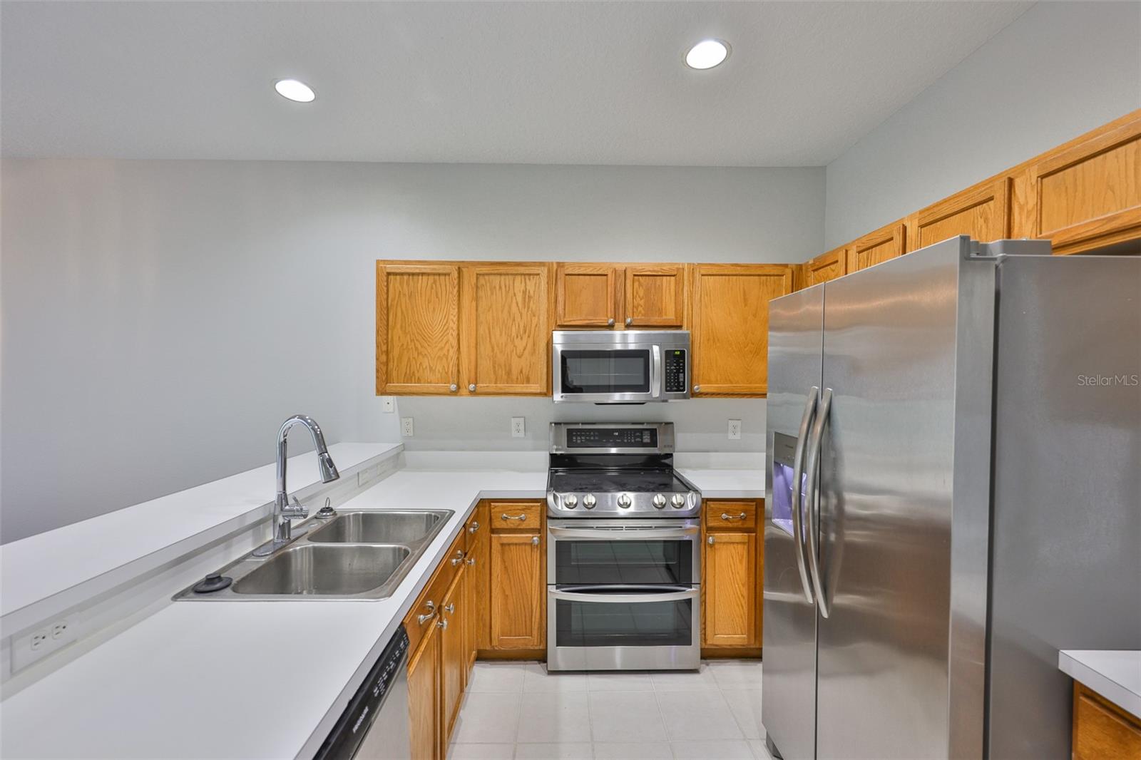 Image 16 of 41 For 13127 Kings Crossing Drive