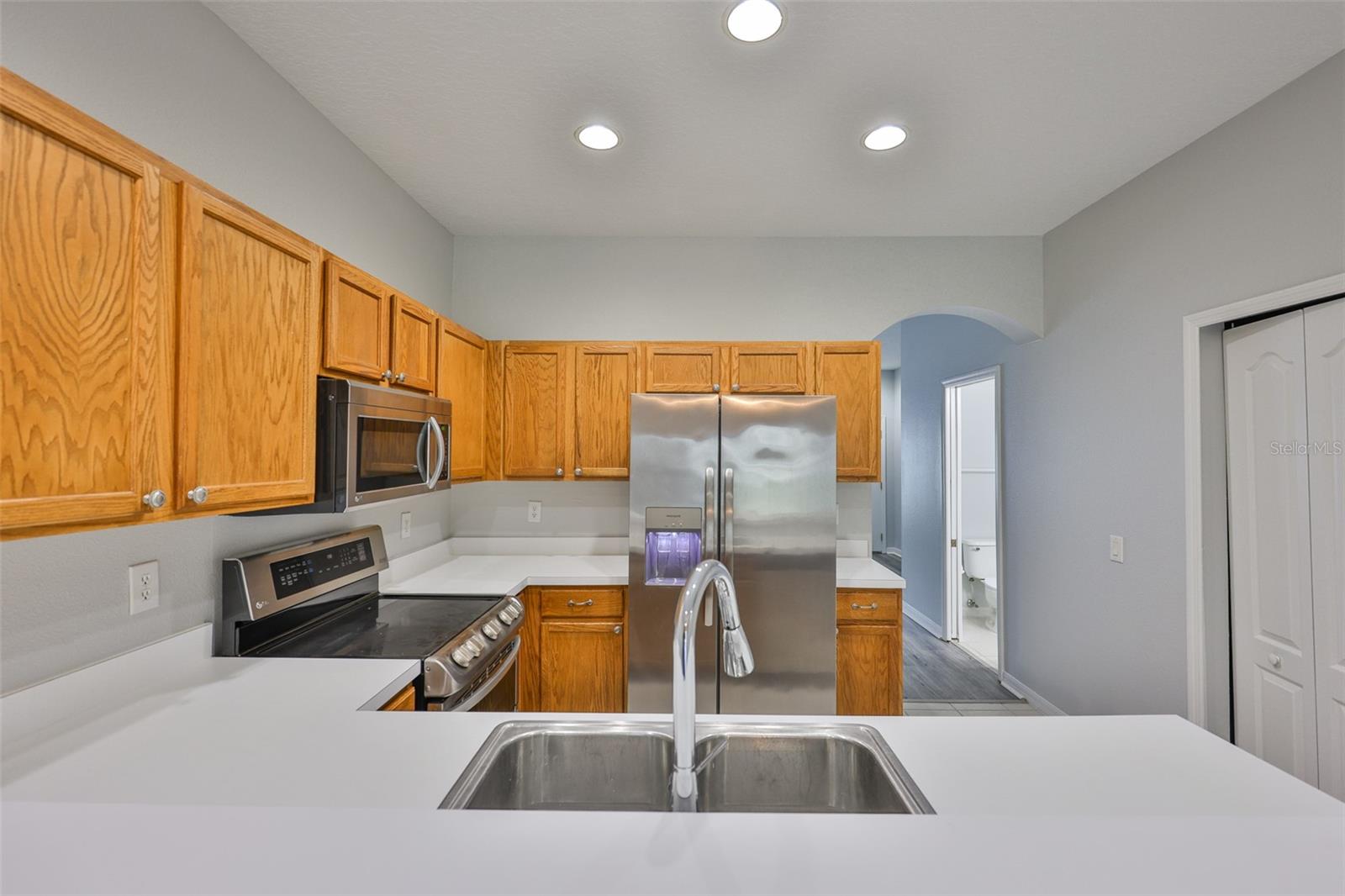 Image 17 of 41 For 13127 Kings Crossing Drive