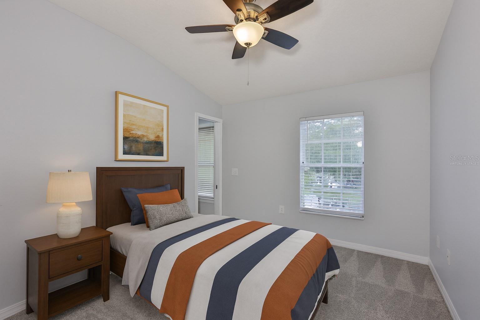 Image 25 of 41 For 13127 Kings Crossing Drive