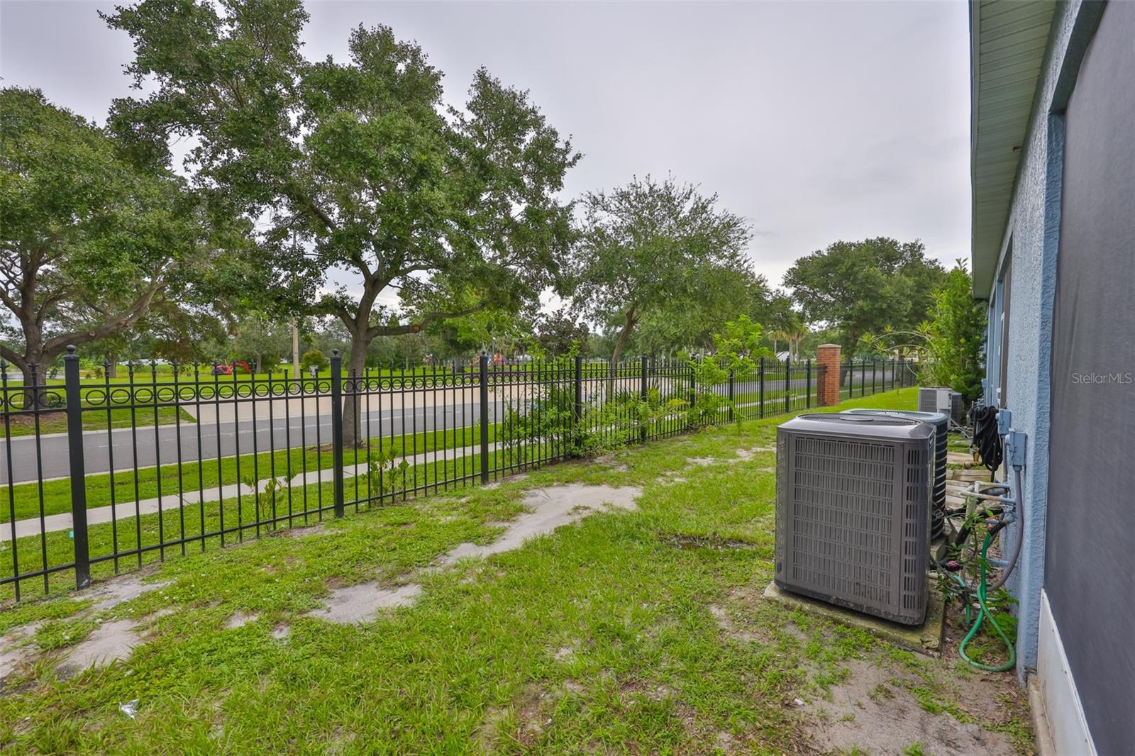 Image 33 of 41 For 13127 Kings Crossing Drive