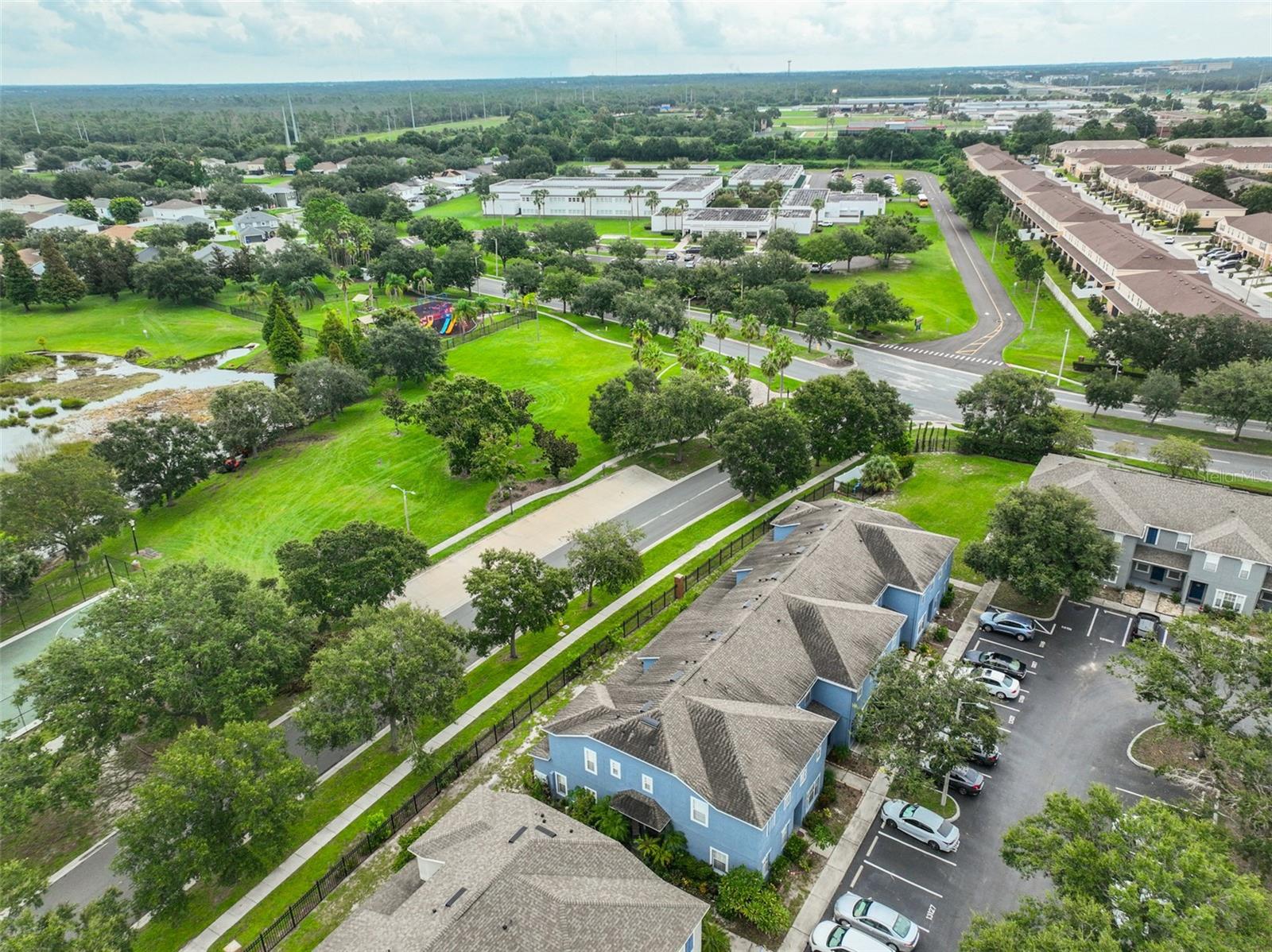 Image 36 of 41 For 13127 Kings Crossing Drive