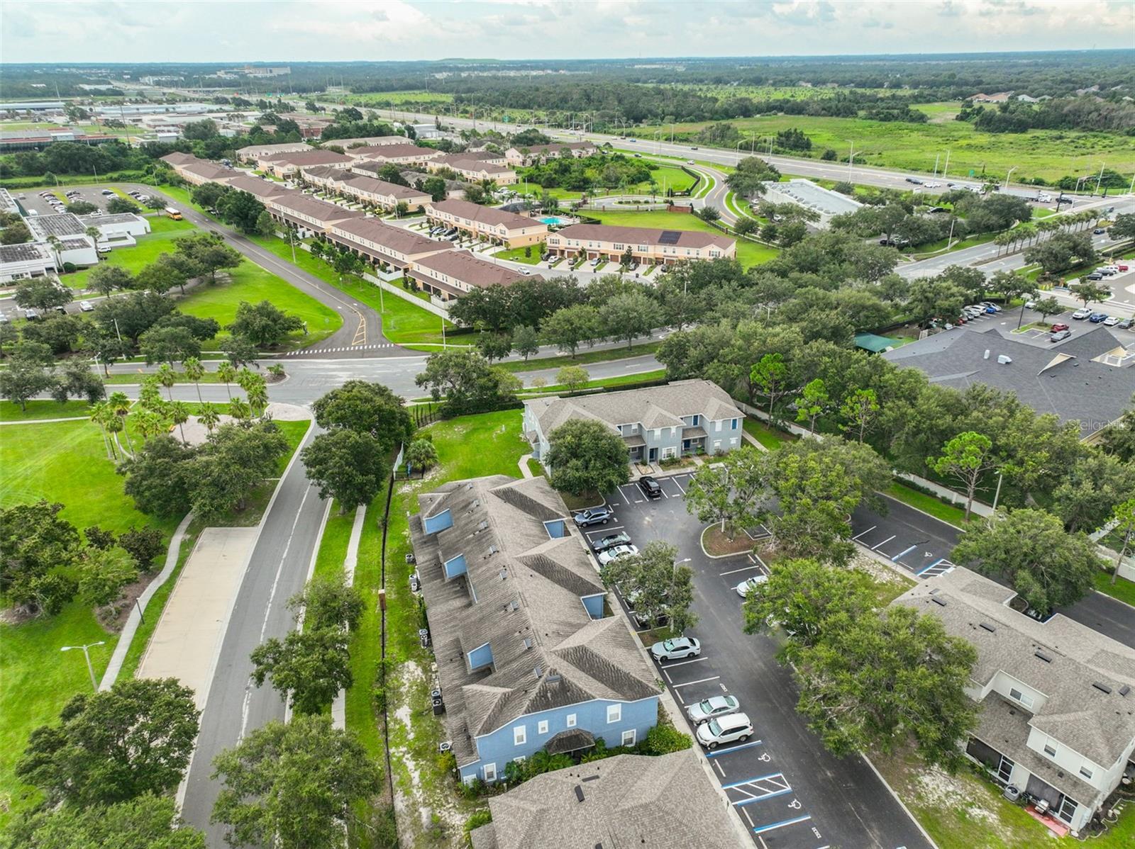 Image 37 of 41 For 13127 Kings Crossing Drive