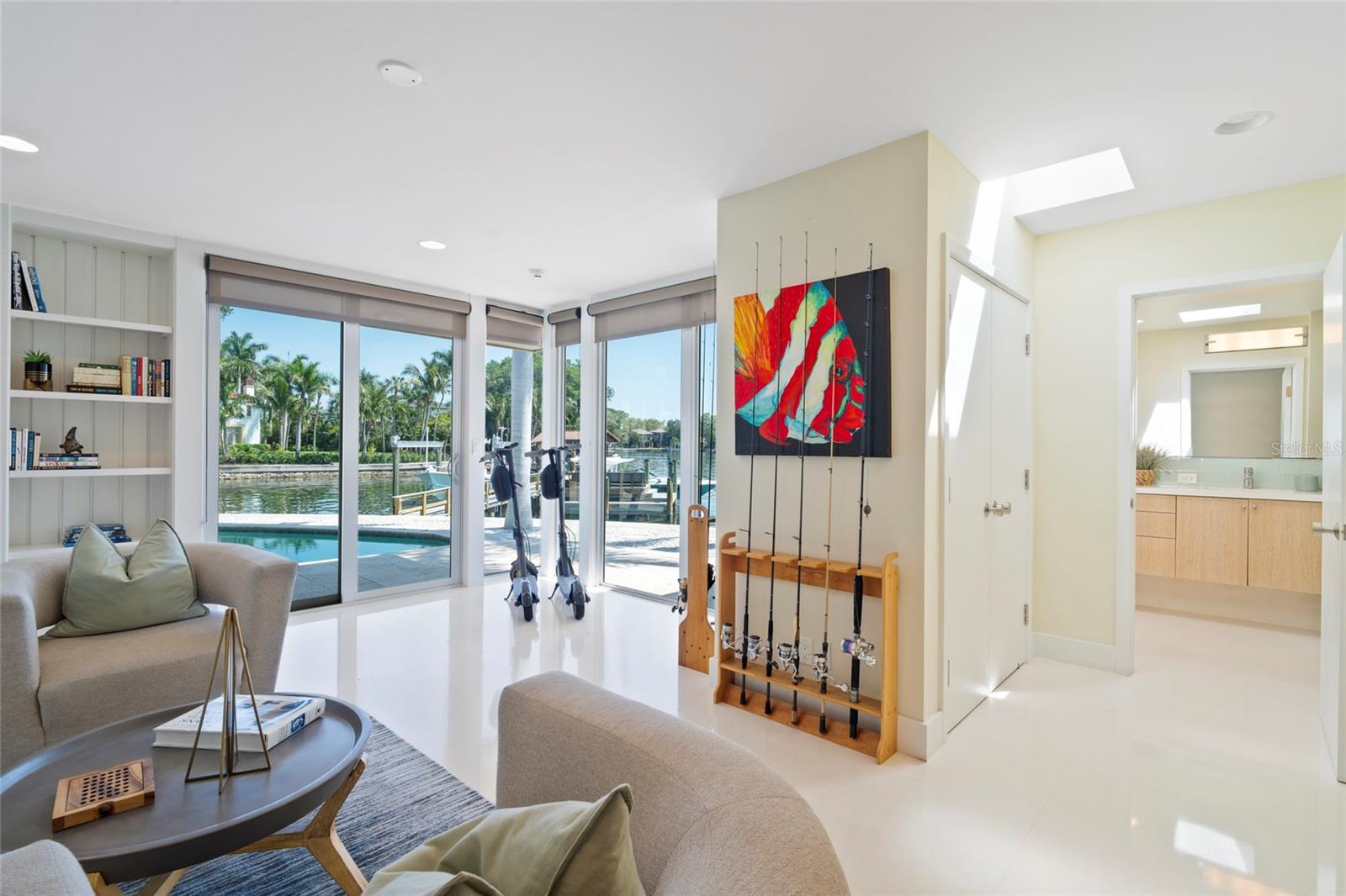 Listing photo id 22 for 10 Brightwaters Circle Ne