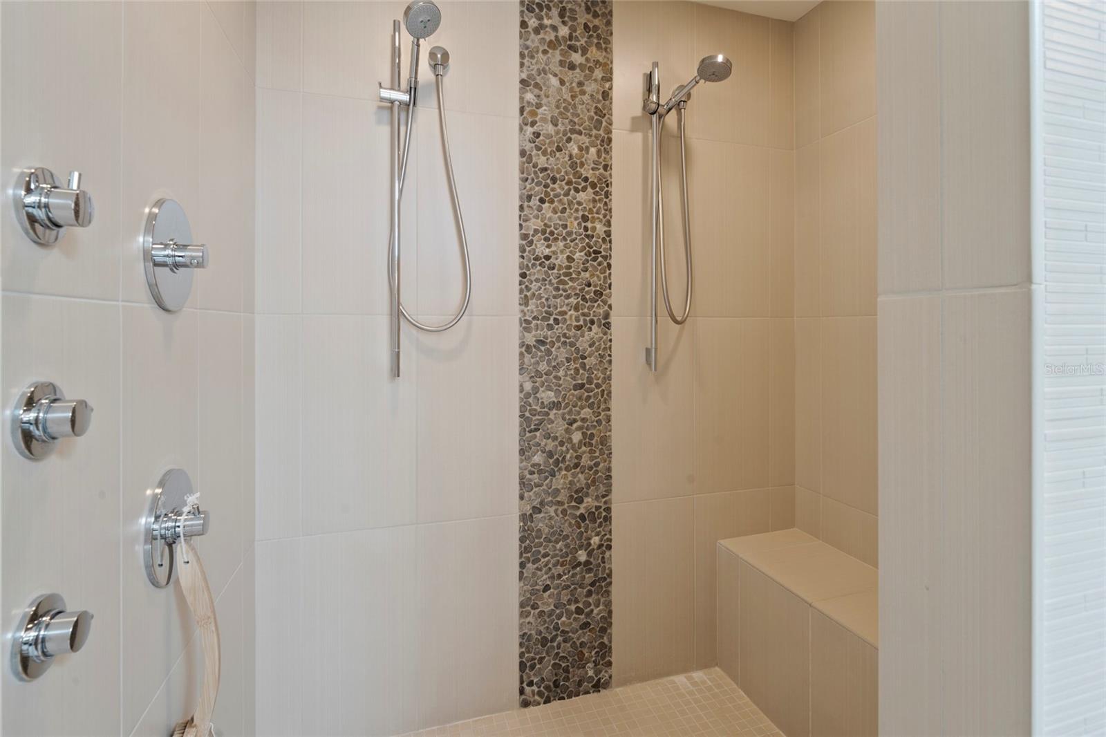 Listing photo id 41 for 10 Brightwaters Circle Ne