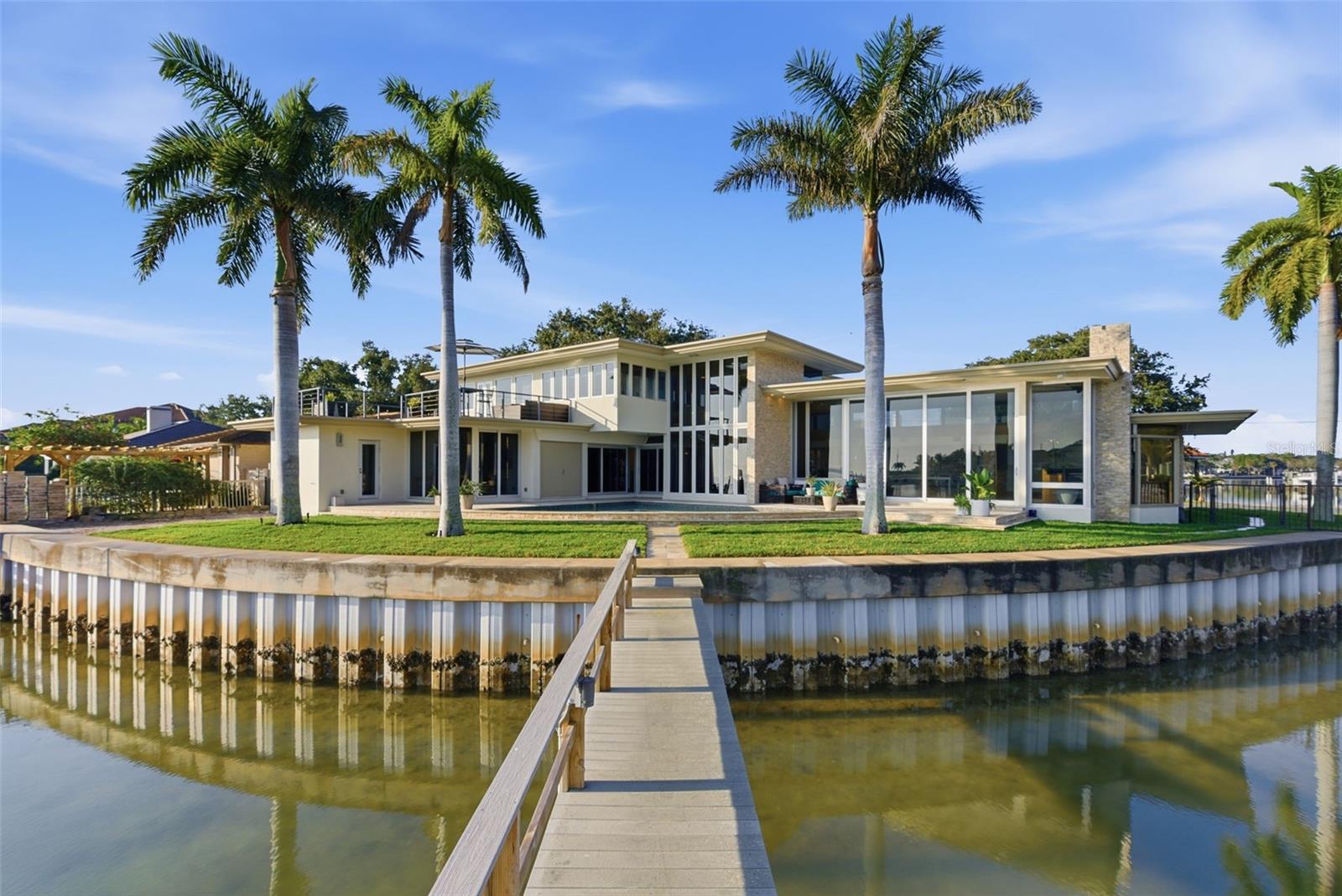 Listing photo id 48 for 10 Brightwaters Circle Ne