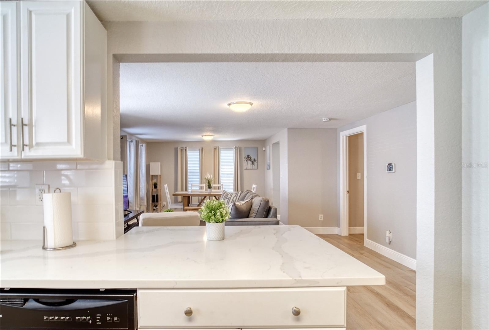 Image 10 of 31 For 1122 Brownell Street