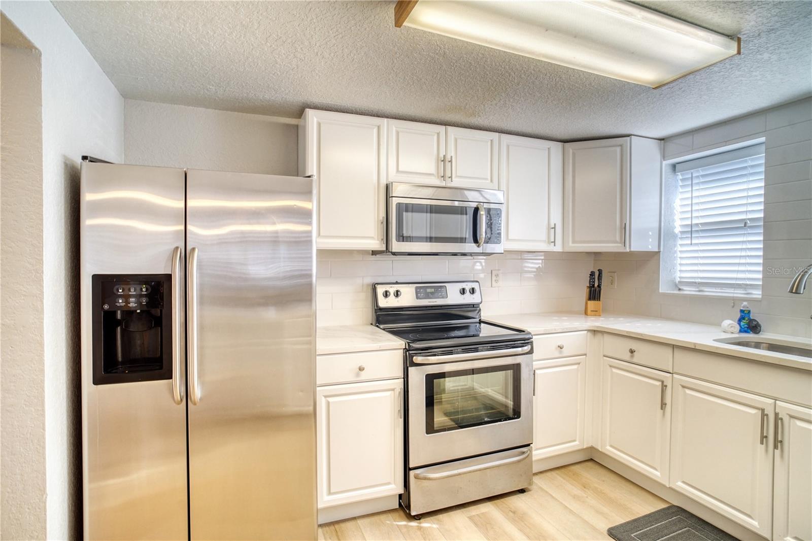 Image 14 of 31 For 1122 Brownell Street
