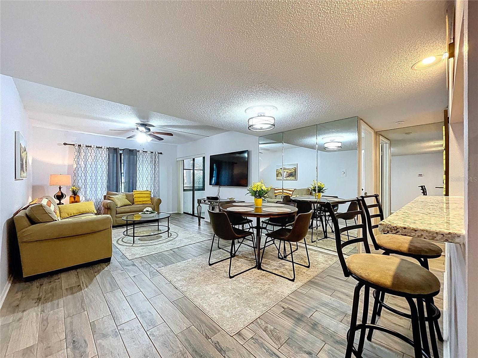 Image 10 of 34 For 2587 Countryside Boulevard 6107