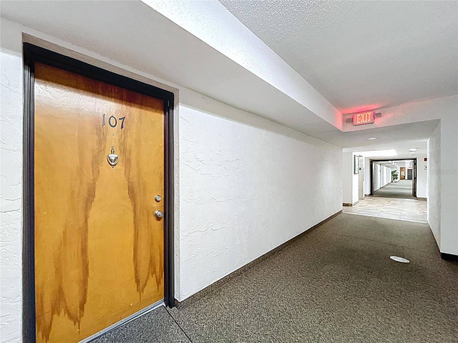 Image 2 of 34 For 2587 Countryside Boulevard 6107