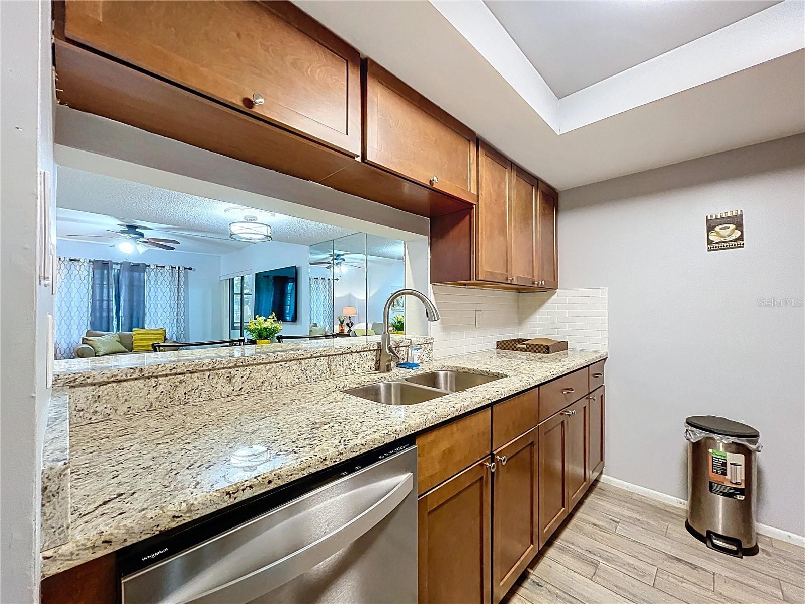 Image 4 of 34 For 2587 Countryside Boulevard 6107