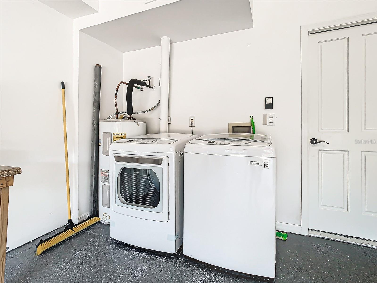 Image 44 of 69 For 16010 Westerham Drive