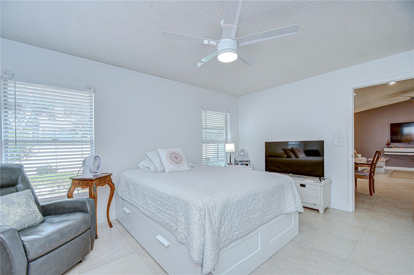 Image 16 of 33 For 7613 Sanibel Circle