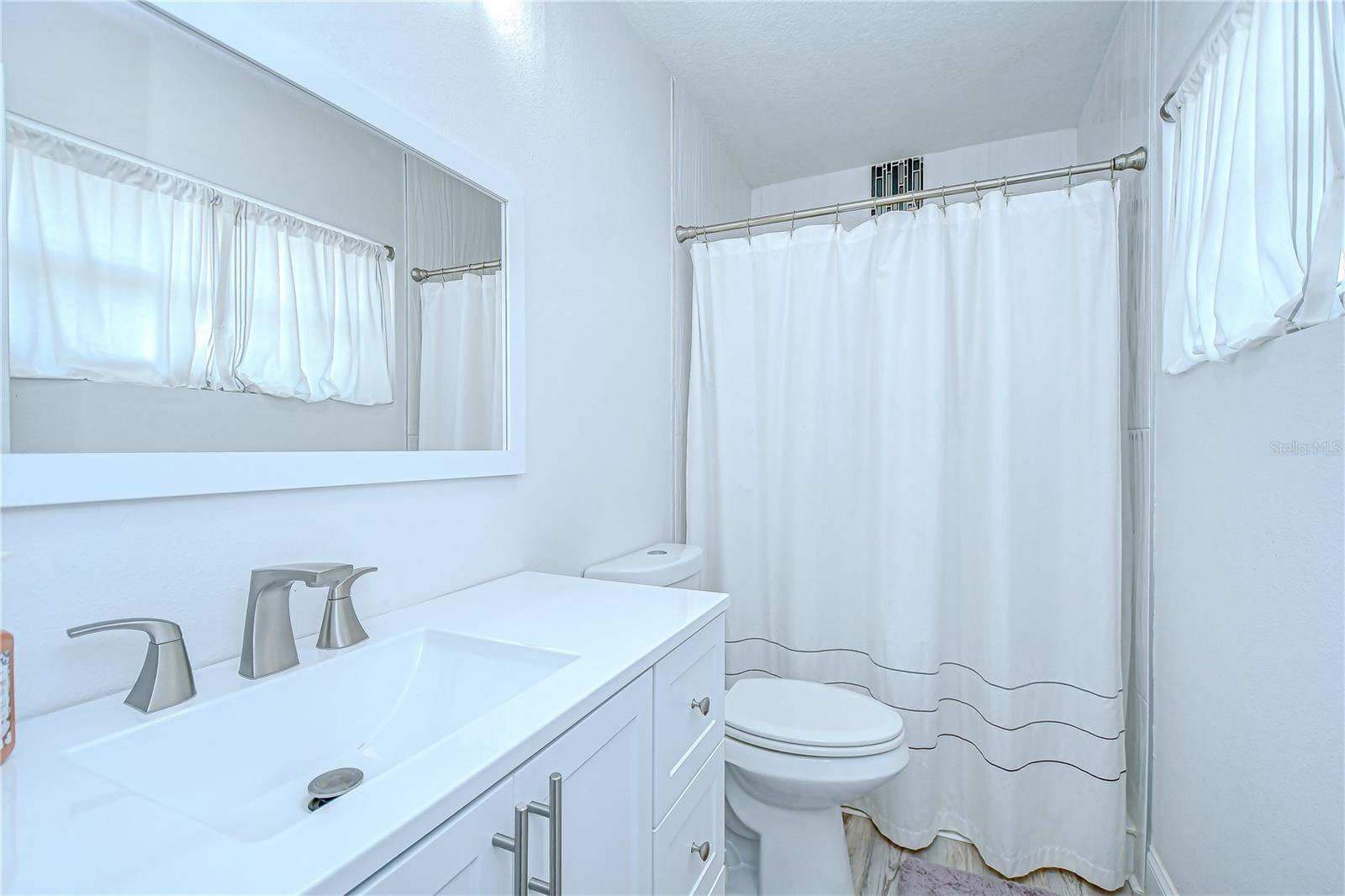 Image 17 of 33 For 7613 Sanibel Circle