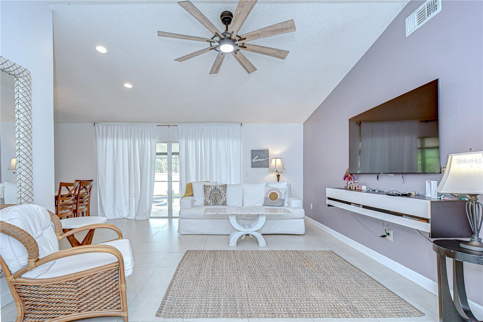 Image 6 of 33 For 7613 Sanibel Circle