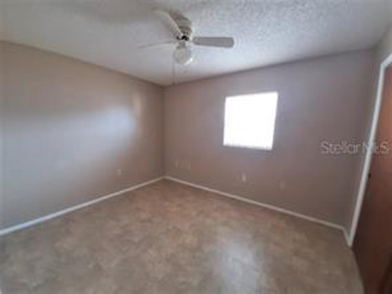 Image 7 of 11 For 3941 Elvira Court