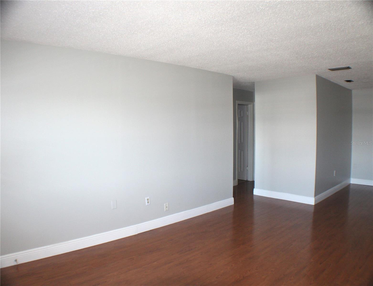 Image 3 of 12 For 5060 76th Avenue N 401